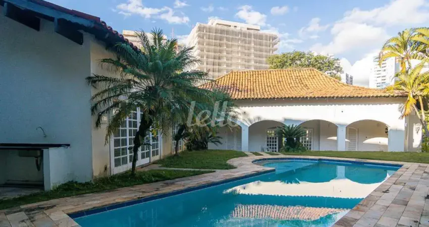 Casa com 4 quartos para alugar na Avenida Padre Pereira de Andrade, --, Boaçava, São Paulo