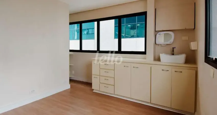 Sala comercial para alugar na Rua Doutor Alceu de Campos Rodrigues, --, Vila Nova Conceição, São Paulo