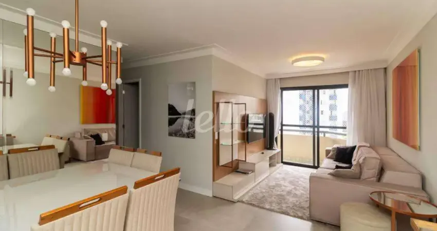 Apartamento com 3 quartos para alugar na Rua Vilela, --, Tatuapé, São Paulo