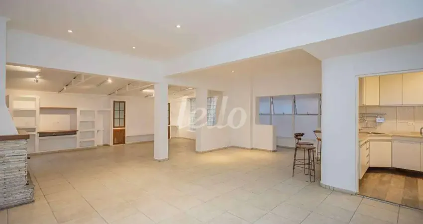 Apartamento com 3 quartos para alugar na Rua Doutor Brasílio Machado, --, Santa Cecília, São Paulo