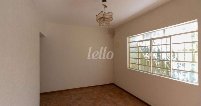 Casa com 2 quartos para alugar na Trv. Irineu Galerani, --, Vila Ema, São Paulo