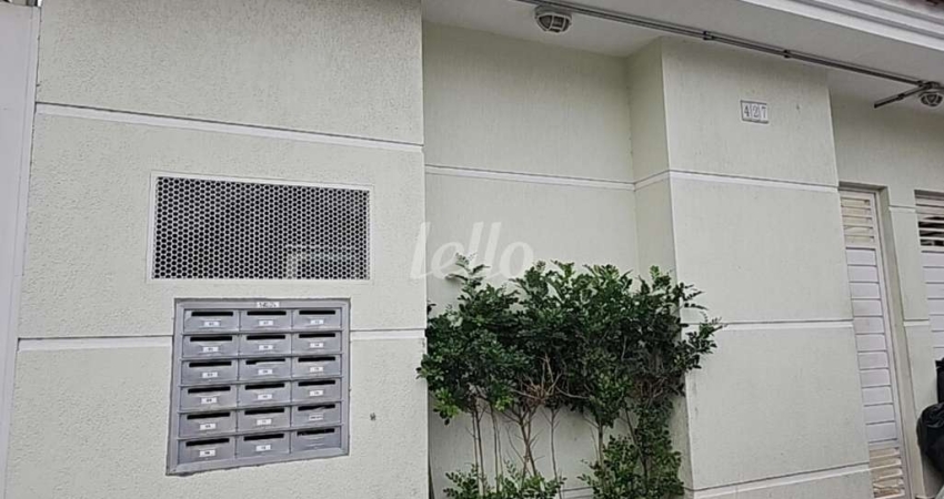 Casa em condomínio fechado com 3 quartos para alugar na Rua Tanque Velho, --, Vila Nivi, São Paulo