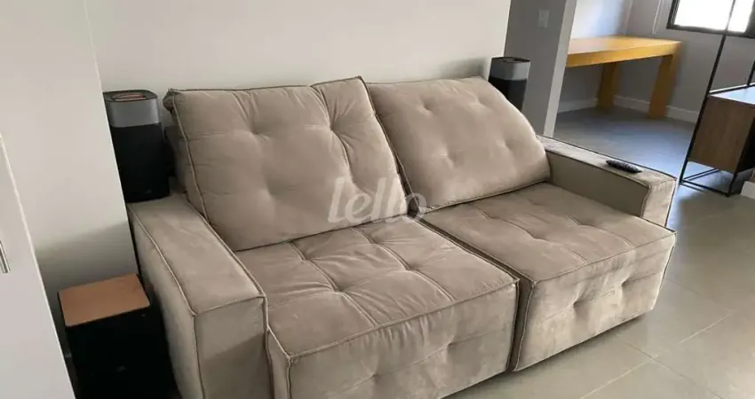 Apartamento com 2 quartos para alugar na Rua Nhu-Guaçu, --, Nova Piraju, São Paulo