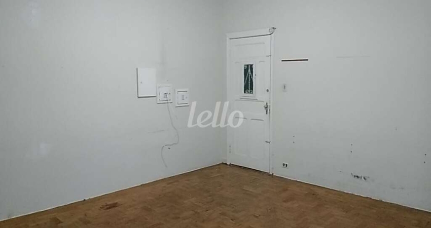 Apartamento com 3 quartos para alugar na Rua Teodoro Sampaio, --, Pinheiros, São Paulo