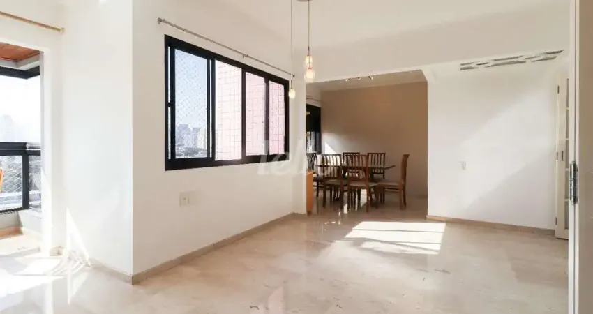 Apartamento para alugar na Rua Estado de Israel, --, Vila Clementino, São Paulo