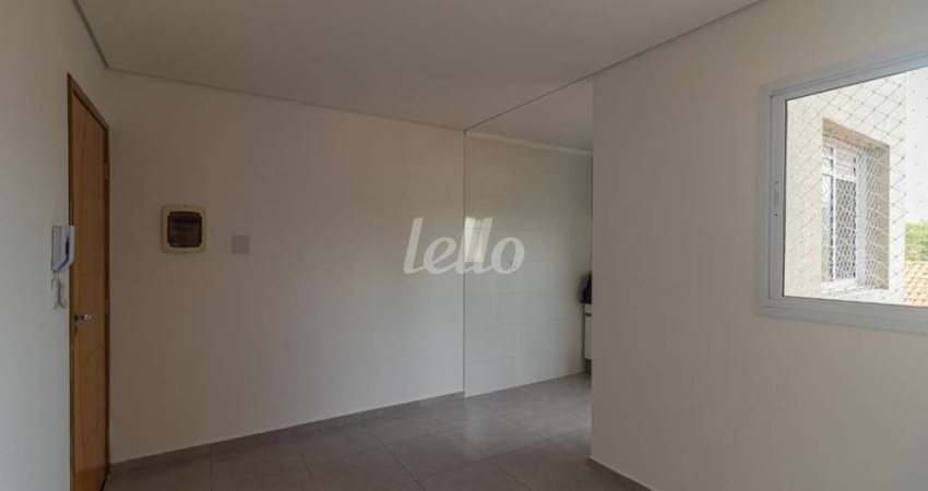 Apartamento com 2 quartos para alugar na Rua Leôncio da Costa Vieira, --, Jardim Piqueroby, São Paulo