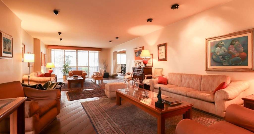 Apartamento com 3 quartos para alugar na Rua Doutor Veiga Filho, --, Santa Cecília, São Paulo