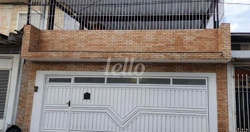 Casa com 3 quartos para alugar na Rua Imarui, --, Jardim Cachoeira, São Paulo