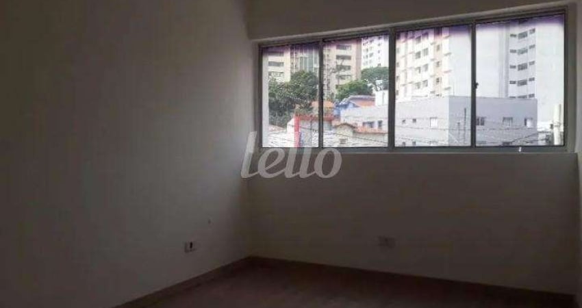 Casa comercial com 2 salas para alugar na Rua Amaral Gama, --, Santana, São Paulo