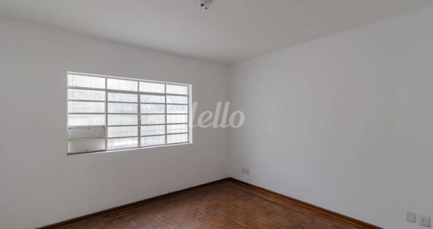 Casa com 2 quartos para alugar na Rua Irapé, --, Cidade Mãe do Céu, São Paulo