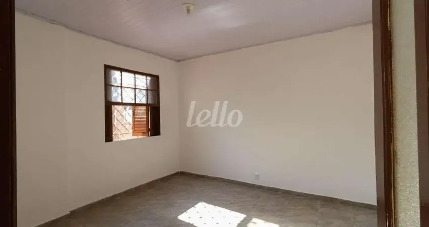 Casa com 2 quartos para alugar na Rua Ismael Neri, --, Água Fria, São Paulo