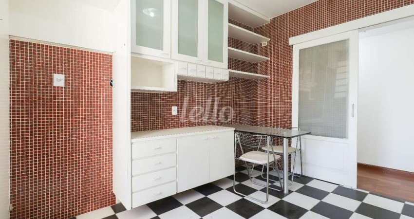 Apartamento com 2 quartos para alugar na Rua Oscar Freire, --, Cerqueira César, São Paulo