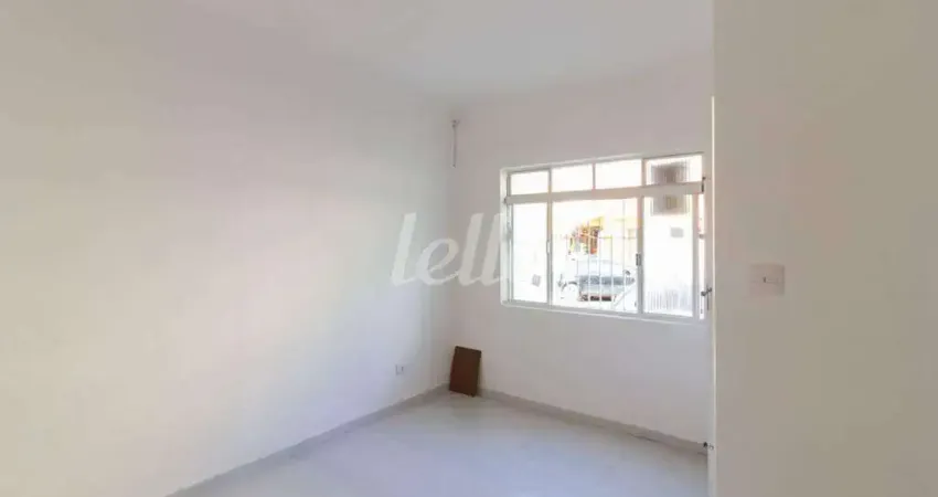 Casa comercial com 1 sala para alugar na Rua Botucatu, --, Vila Clementino, São Paulo