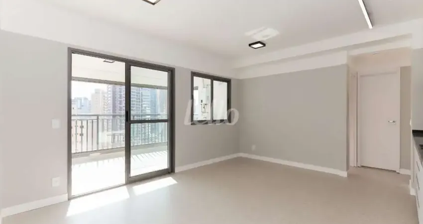 Apartamento com 1 quarto para alugar na Rua Senador Milton Campos, --, Santo Amaro, São Paulo