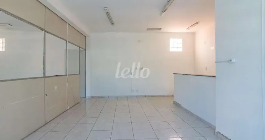 Sala comercial com 1 sala para alugar na Rua Paulo de Faria, --, Vila Gustavo, São Paulo