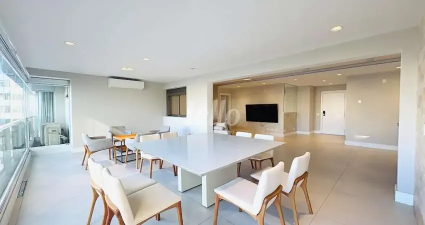 Apartamento com 3 quartos para alugar na Rua Senador César Lacerda Vergueiro, --, Sumarezinho, São Paulo