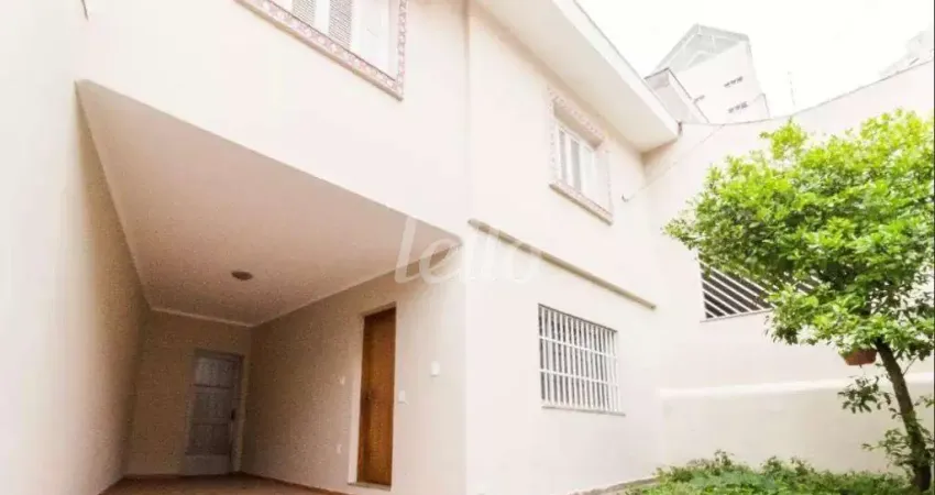 Casa com 4 quartos para alugar na Trv. Armando Rivir, --, Mooca, São Paulo