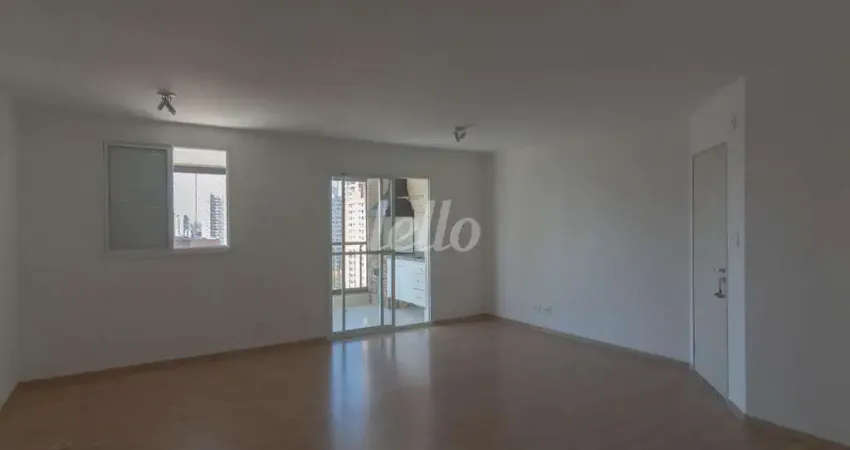 Apartamento com 3 quartos para alugar na Rua Teresina, --, Vila Bertioga, São Paulo