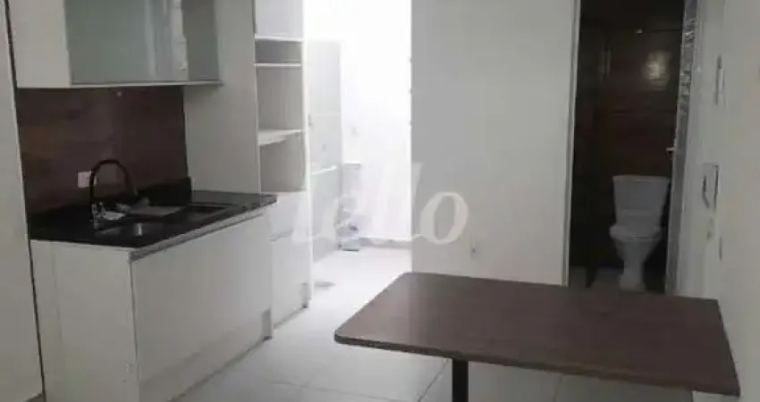 Kitnet / Stúdio para alugar na Rua Sol, --, Vila Assunção, Santo André