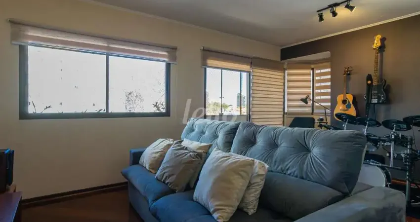 Apartamento com 3 quartos para alugar na Avenida Doutor Altino Arantes, --, Vila Clementino, São Paulo