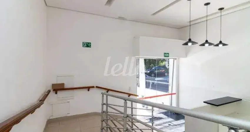 Casa comercial com 7 salas para alugar na Rua Catarina Braida, --, Mooca, São Paulo