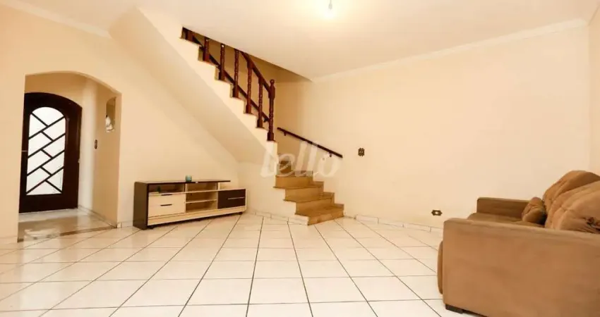 Casa com 3 quartos para alugar na Rua Laureano, --, Vila Camilópolis, Santo André