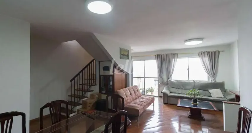 Apartamento com 3 quartos para alugar na Avenida Doutor Altino Arantes, --, Vila Clementino, São Paulo