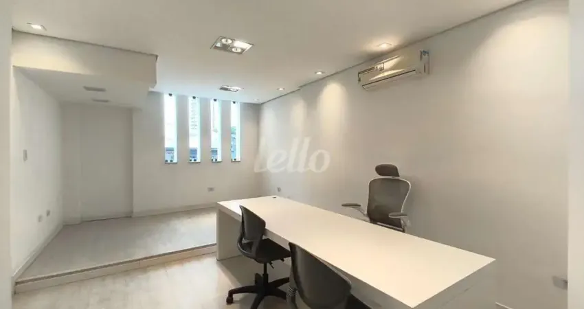 Sala comercial com 2 salas para alugar na Avenida Álvaro Ramos, --, Quarta Parada, São Paulo