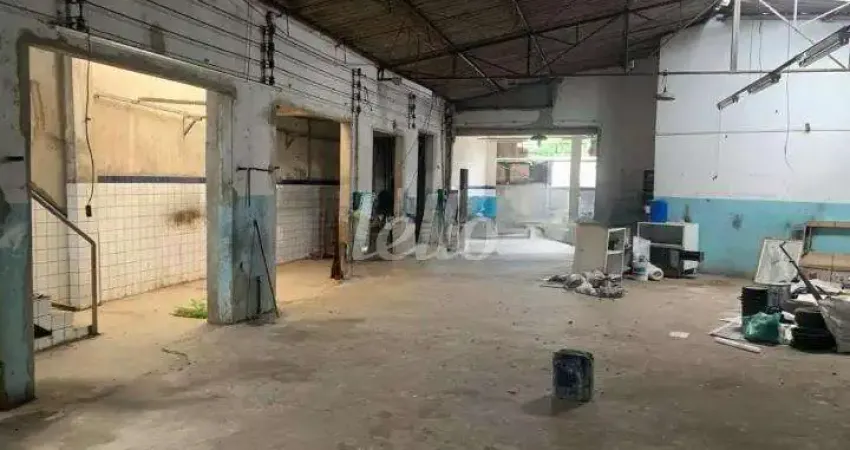 Barracão / Galpão / Depósito para alugar na Rua Bárbara Heliodora, --, Utinga, Santo André