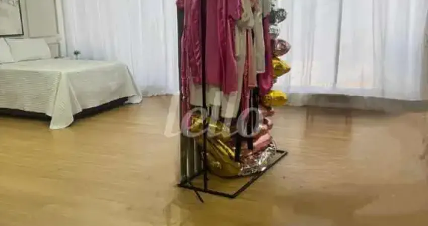 Sala comercial com 1 sala para alugar na Avenida Bispo César Dacorso Filho, --, Vila Angelina, São Bernardo do Campo