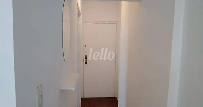 Apartamento com 3 quartos para alugar na Rua Croata, --, Vila Ipojuca, São Paulo