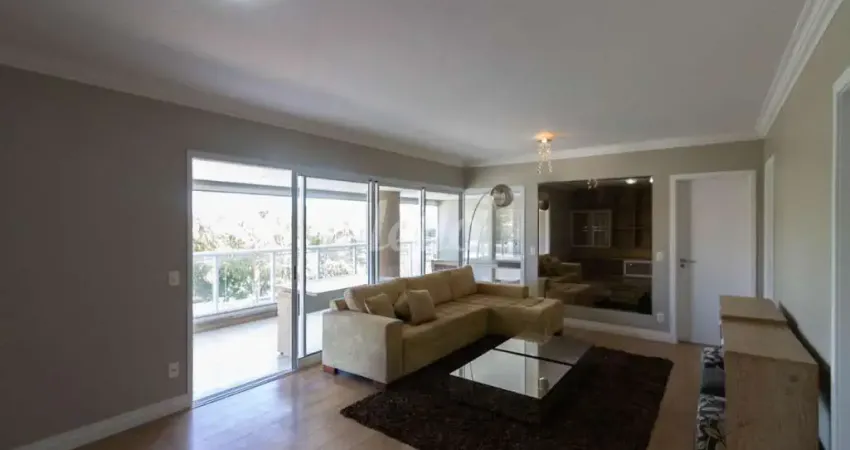 Apartamento com 3 quartos para alugar na Rua Luís Góis, --, Mirandópolis, São Paulo