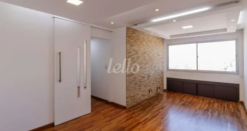 Apartamento com 3 quartos para alugar na Rua Falchi Gianini, --, Vila Prudente, São Paulo