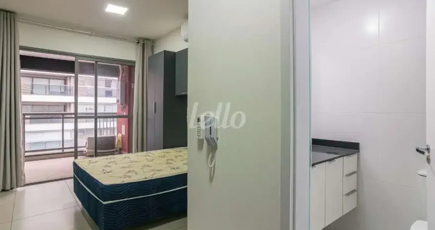 Apartamento para alugar na Rua dos Pinheiros, --, Pinheiros, São Paulo