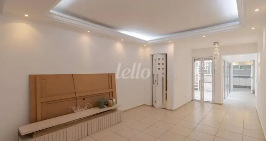 Casa com 2 quartos para alugar na Rua Euclides Pacheco, --, Vila Gomes Cardim, São Paulo