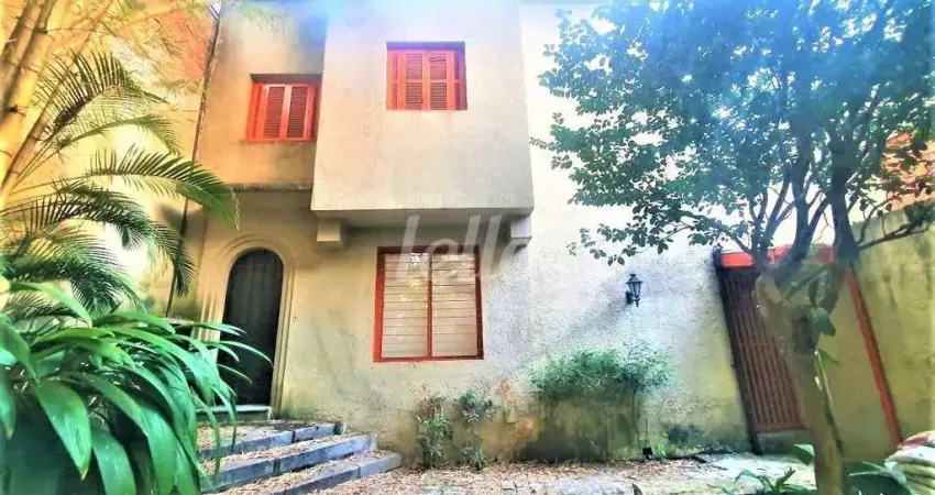 Casa comercial com 4 salas para alugar na Rua Piauí, --, Higienópolis, São Paulo