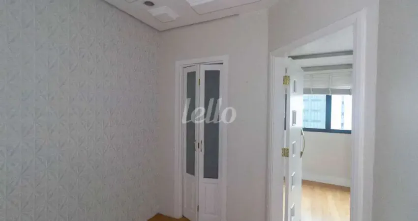 Sala comercial com 1 sala para alugar na Avenida Vereador José Diniz, --, Santo Amaro, São Paulo