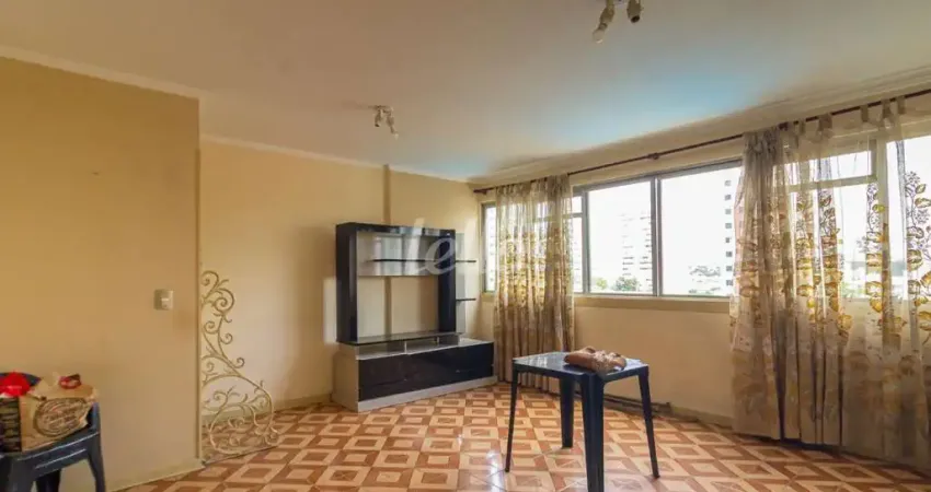 Apartamento com 3 quartos para alugar na Rua Tabajaras, --, Mooca, São Paulo