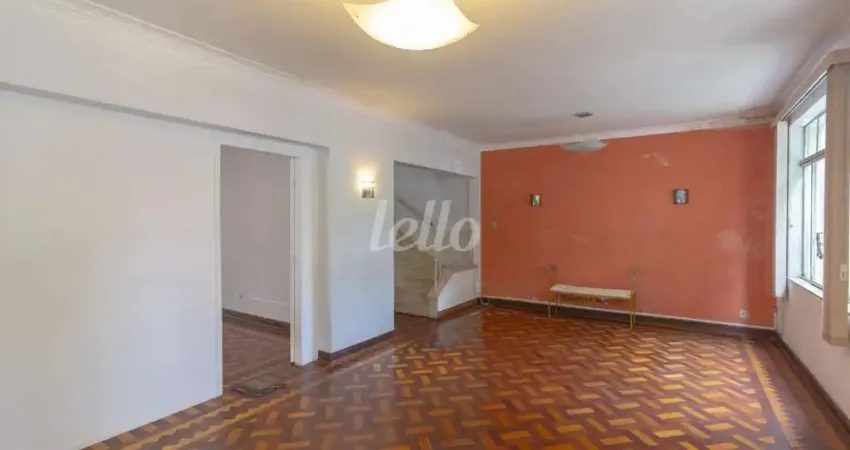 Casa comercial com 4 salas para alugar na Rua dos Otonis, --, Vila Clementino, São Paulo