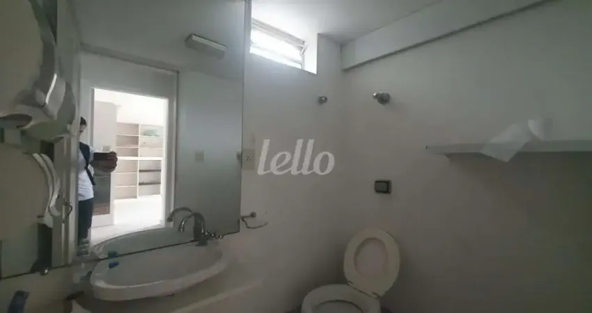 Casa comercial com 10 salas para alugar na Avenida dos Eucaliptos, --, Indianópolis, São Paulo