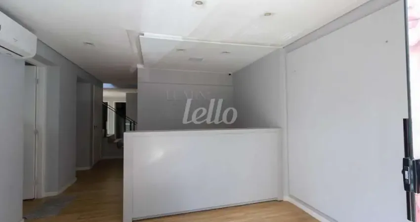 Casa comercial com 1 sala para alugar na Rua Canário, --, Moema, São Paulo