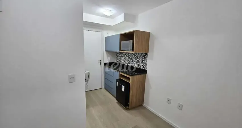 Sala comercial com 1 sala para alugar na Rua Sílvio de Sousa, --, Vila Santa Clara, São Paulo