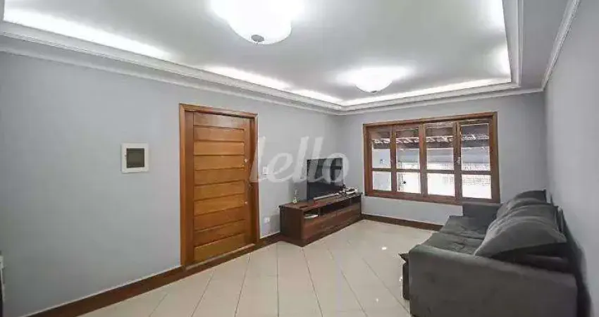 Casa com 3 quartos para alugar na Rua Cleonice Cândida Fanani, --, Jordanópolis, São Bernardo do Campo