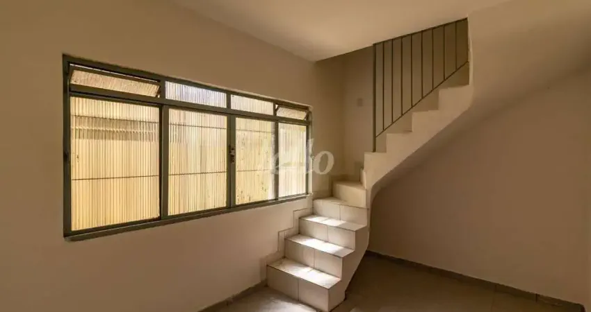 Casa comercial com 1 sala para alugar na Rua Antônio de Barros, --, Vila Carrão, São Paulo