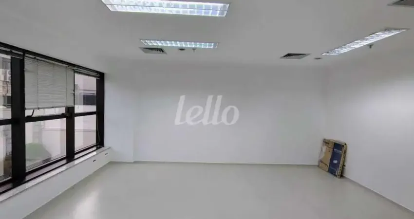 Sala comercial com 1 sala para alugar na Rua Padre Estevão Pernet, --, Vila Gomes Cardim, São Paulo