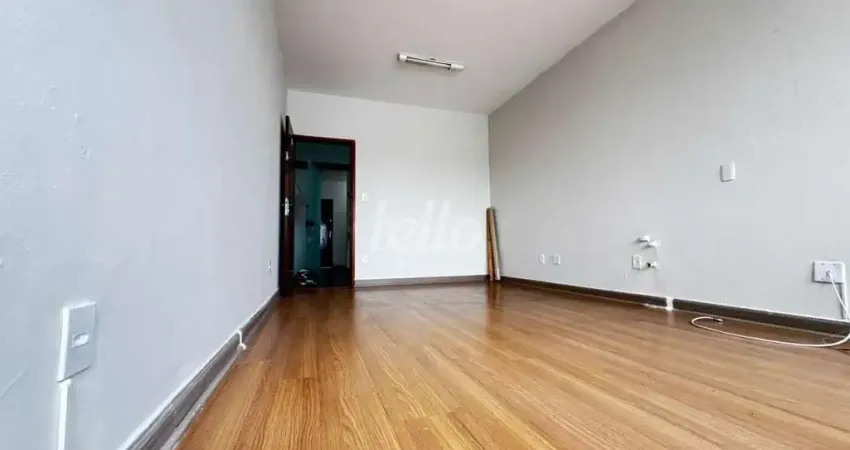 Sala comercial com 1 sala para alugar na Rua Taipas, --, Santa Maria, São Caetano do Sul