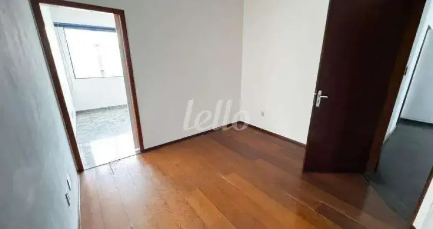 Sala comercial com 2 salas para alugar na Rua Taipas, --, Santa Maria, São Caetano do Sul