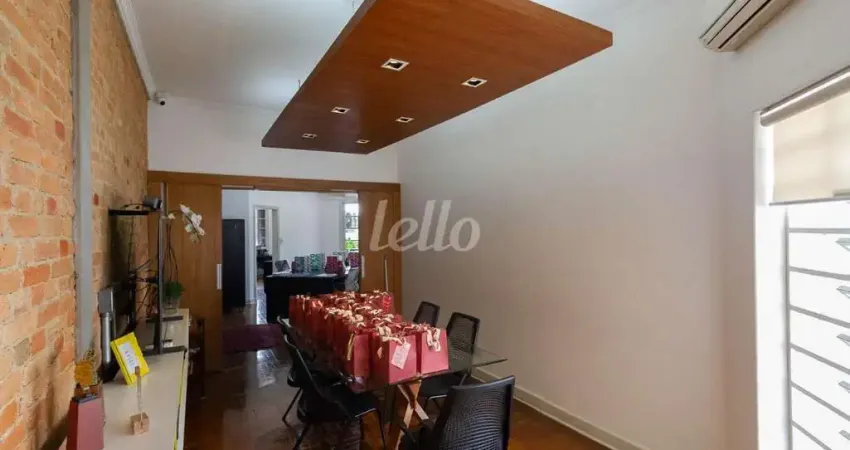 Sala comercial com 5 salas para alugar na Rua dos Pinheiros, --, Pinheiros, São Paulo