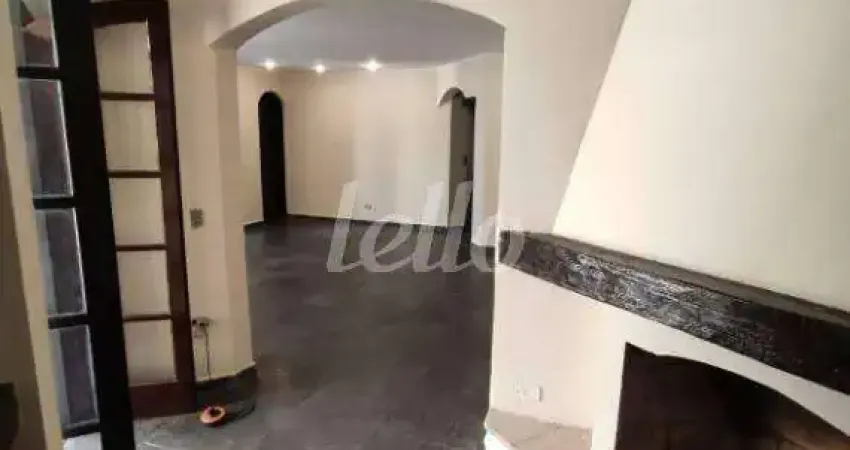 Casa com 3 quartos para alugar na Rua Setsuo Yazaki, --, Jardim Paraíso, São Paulo