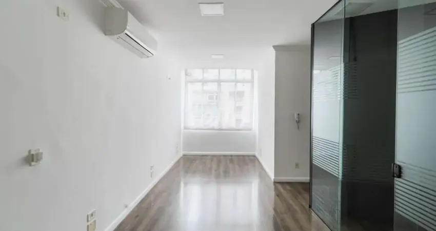 Sala comercial com 3 salas para alugar na Avenida São Luís, --, República, São Paulo